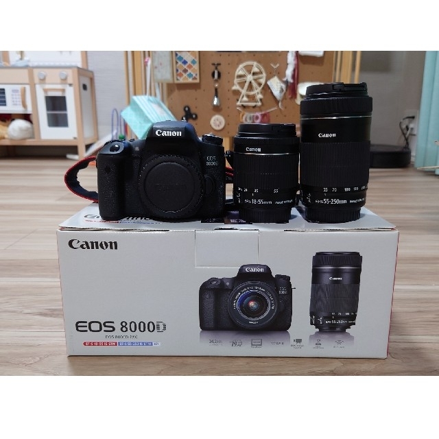 クリスマス特集2022 EOS Canon 8000D Wズームキット (W) デジタル一眼