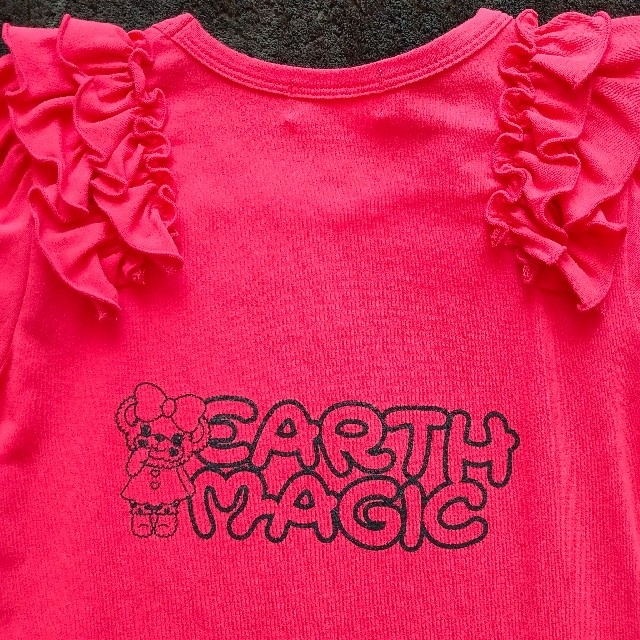 EARTHMAGIC(アースマジック)の新品💗アースマジック💗130 イチゴバスケット ワンピース アカ キッズ/ベビー/マタニティのキッズ服女の子用(90cm~)(ワンピース)の商品写真