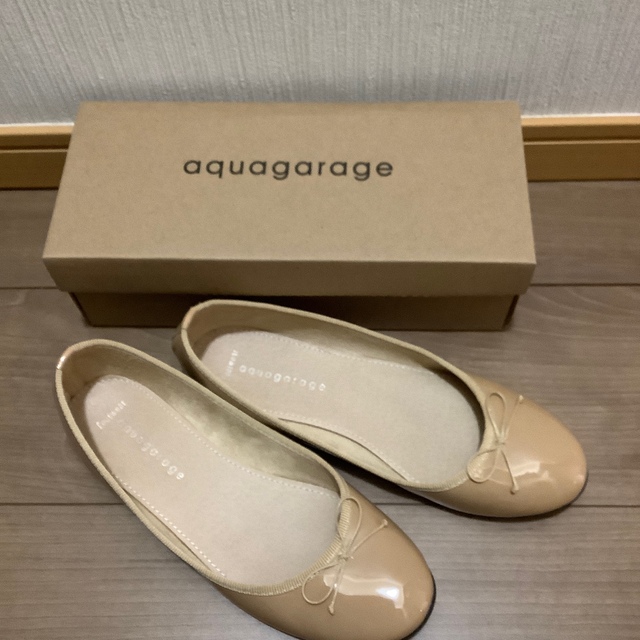 aquagarage(アクアガレージ)のエナメルバレエパンプス レディースの靴/シューズ(バレエシューズ)の商品写真