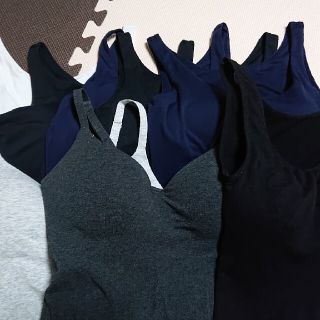 ユニクロ(UNIQLO)のUNIQLO ブラトップ(キャミソール)