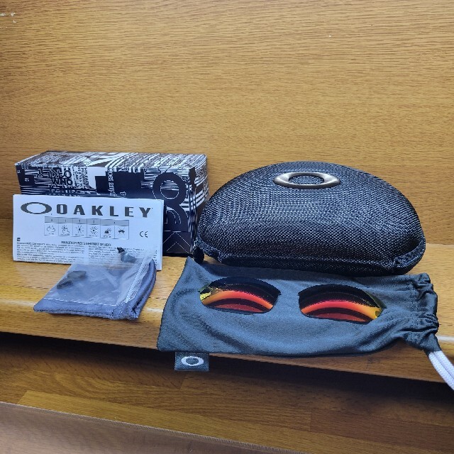 Oakley(オークリー)の【たーくんさん専用出品】OAKLEY　ハーフジャケット2.0 メンズのファッション小物(サングラス/メガネ)の商品写真