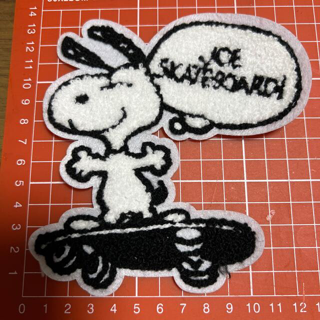 SNOOPY(スヌーピー)のスヌーピーもふもふワッペン　 ハンドメイドの素材/材料(生地/糸)の商品写真