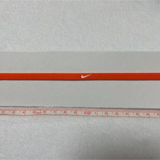 ナイキ　ヘアバンド　オレンジ　NIKE サッカー　テニス　野球　陸上　バレー(記念品/関連グッズ)