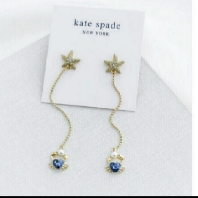 kate spade new york(ケイトスペードニューヨーク)の【新品】kate spadeケイトスペード シースタークラブリニアピアス カニ レディースのアクセサリー(ピアス)の商品写真