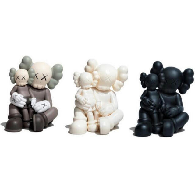 KAWS HOLIDAY CHANGBAI MOUNTAIN カウズ　3体セット