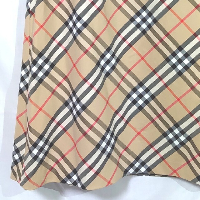 BURBERRY(バーバリー)のバーバリー BURBERRY チェック 台形スカート 膝下丈 13号 レディースのスカート(ひざ丈スカート)の商品写真