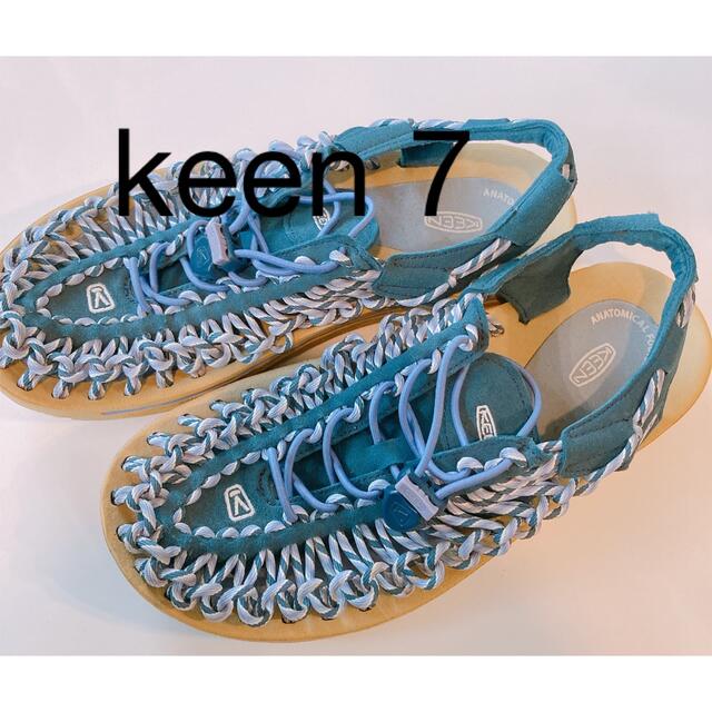 used KEEN  サンダル　　ユニーク　青系　サイズ7  24㎝