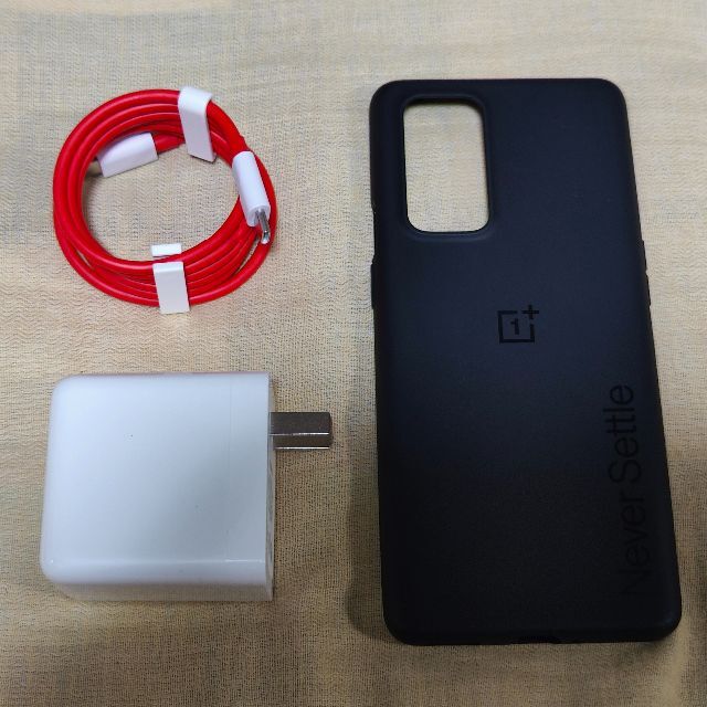 OPPO(オッポ)の【特典多数】OnePlus 9 Pro【12GB/256GB】 スマホ/家電/カメラのスマートフォン/携帯電話(スマートフォン本体)の商品写真