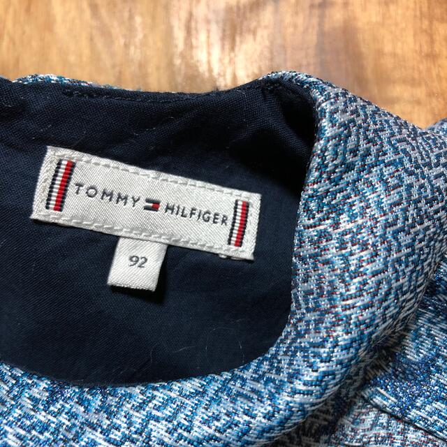 TOMMY HILFIGER(トミーヒルフィガー)のTOMMY HILFIGER ワンピース  サイズ92 キッズ/ベビー/マタニティのキッズ服女の子用(90cm~)(ワンピース)の商品写真