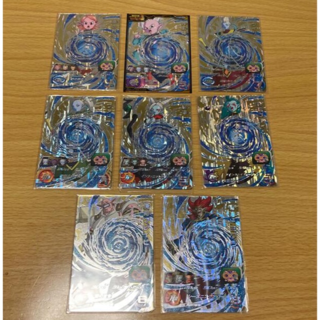BANDAI(バンダイ)の【kojikoji様専用】ドラゴンボールヒーローズ　写真3枚確認下さい エンタメ/ホビーのトレーディングカード(シングルカード)の商品写真