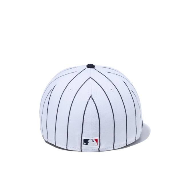 NEW ERA(ニューエラー)の新品 完売 NEW ERA briwn 別注 ヤンキース 7 1/2 ストライプ メンズの帽子(キャップ)の商品写真