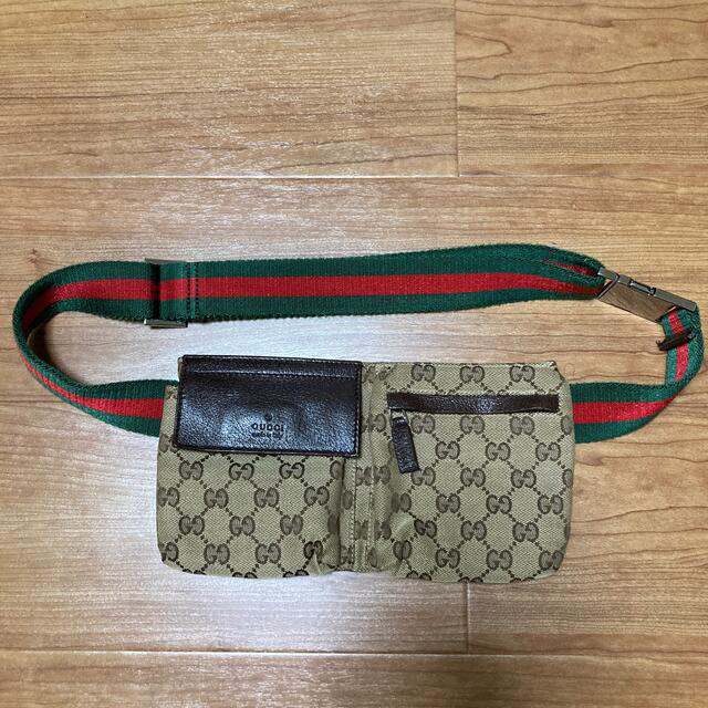 Gucci - 【美品】GUCCI ボディバッグの通販 by たそ's shop|グッチ
