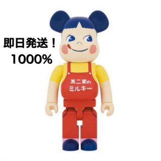 フジヤ(不二家)のBE@RBRICK ホーロー看板 ペコちゃん 1000％(その他)