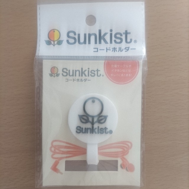 Sunkist（サンキスト）　コードホルダー スマホ/家電/カメラのスマホアクセサリー(その他)の商品写真