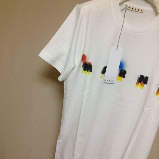 Marni(マルニ)の新品 46 21aw MARNI ロゴ Tシャツ 白 2310 メンズのトップス(Tシャツ/カットソー(半袖/袖なし))の商品写真