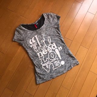 エイチアンドエム(H&M)のH&M. Tシャツ　グレー(Tシャツ(半袖/袖なし))