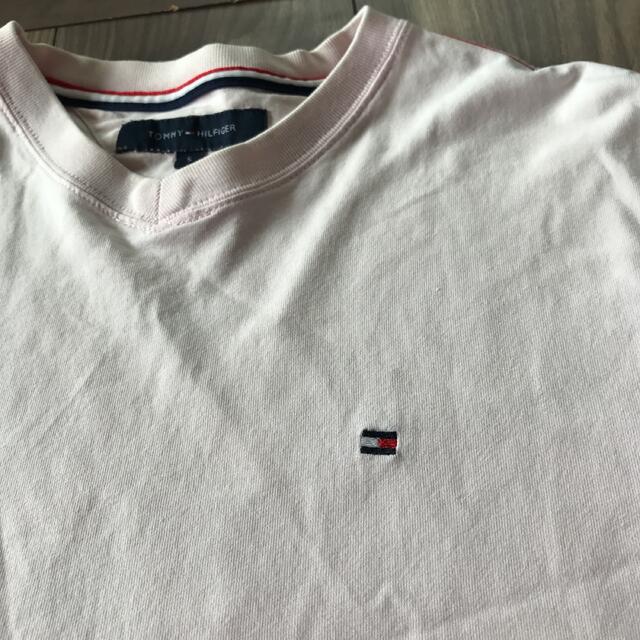 TOMMY HILFIGER(トミーヒルフィガー)のTOMMY トミーヒルフィガー  ステッチ入りTシャツ　メンズ メンズのトップス(Tシャツ/カットソー(半袖/袖なし))の商品写真