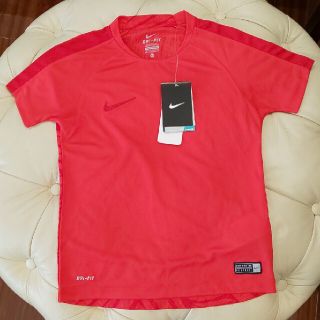 ナイキ(NIKE)の★新品★ナイキ 半袖Tシャツ メッシュ(Tシャツ/カットソー)