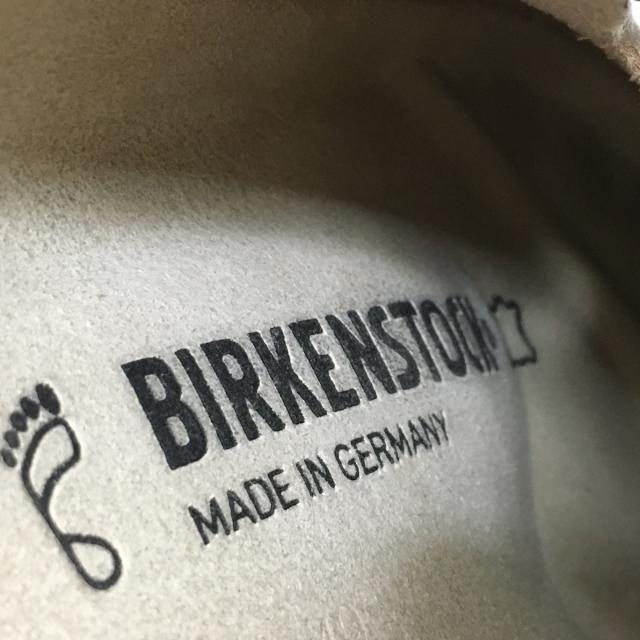 BIRKENSTOCK(ビルケンシュトック)のビルケンシュトック サンダル 36 - 白 レディースの靴/シューズ(サンダル)の商品写真