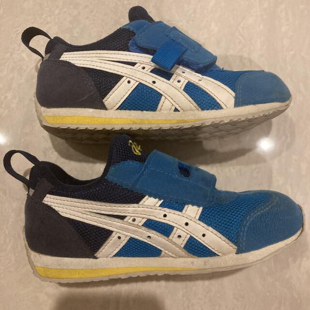 asics(アシックス)のasics アシックス　スクスク　アイダホ　キッズシューズ　16cm キッズ/ベビー/マタニティのキッズ靴/シューズ(15cm~)(スニーカー)の商品写真