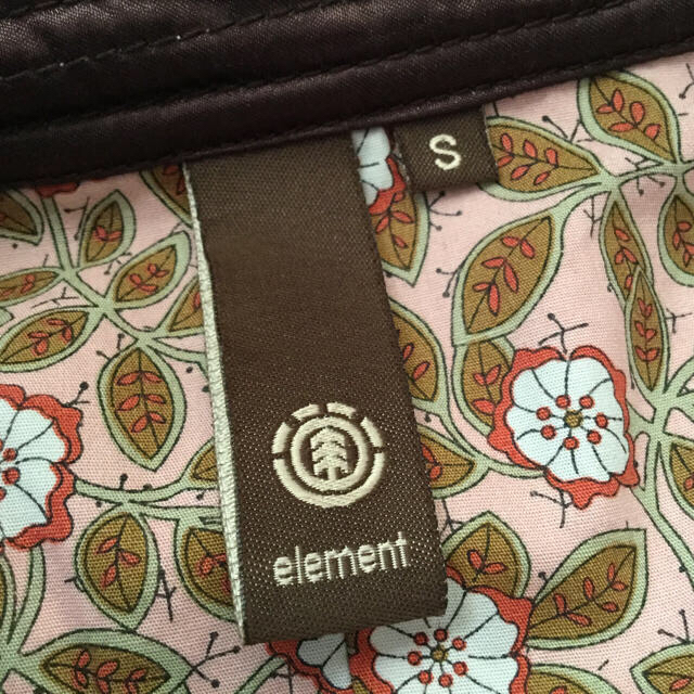 ELEMENT(エレメント)の【element】かわいい花柄裏地 ⌘ ブラウンなコート レディースのジャケット/アウター(トレンチコート)の商品写真