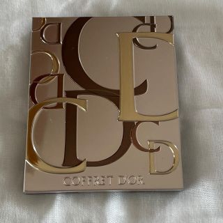 コフレドール(COFFRET D'OR)のコフレドール　アイシャドウ　ゴールド(アイシャドウ)