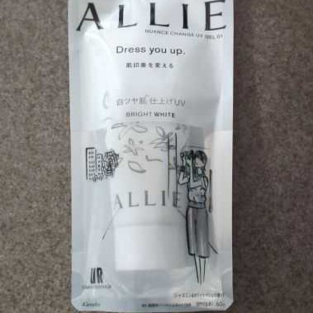 ALLIE(アリィー)の新品　アリィ　日焼け止め コスメ/美容のボディケア(日焼け止め/サンオイル)の商品写真