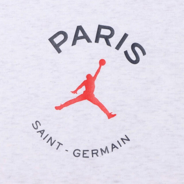 NIKE(ナイキ)の2XL 新品 NIKE ナイキ ジョーダン x PSG ロンT 長袖Tシャツ メンズのトップス(Tシャツ/カットソー(七分/長袖))の商品写真