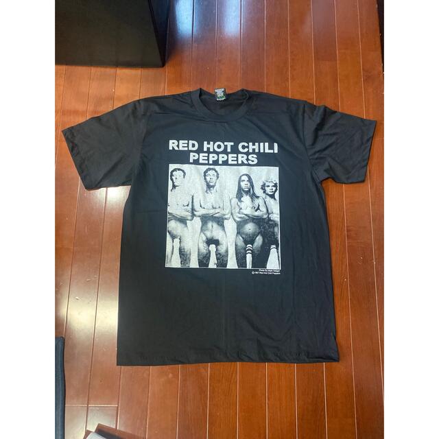 RED HOT CHILI PEPPERS Tシャツ　XL ブラック　レッチリ メンズのトップス(Tシャツ/カットソー(半袖/袖なし))の商品写真