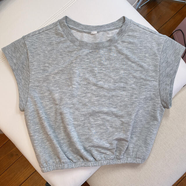 lululemon(ルルレモン)の美品　alo yoga セットアップ レディースのトップス(Tシャツ(半袖/袖なし))の商品写真