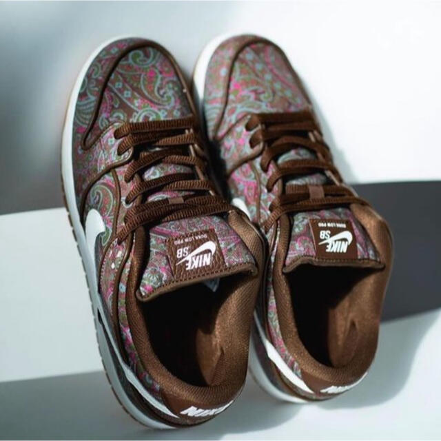 27 Nike SB Dunk Low PRM Brown Paisley