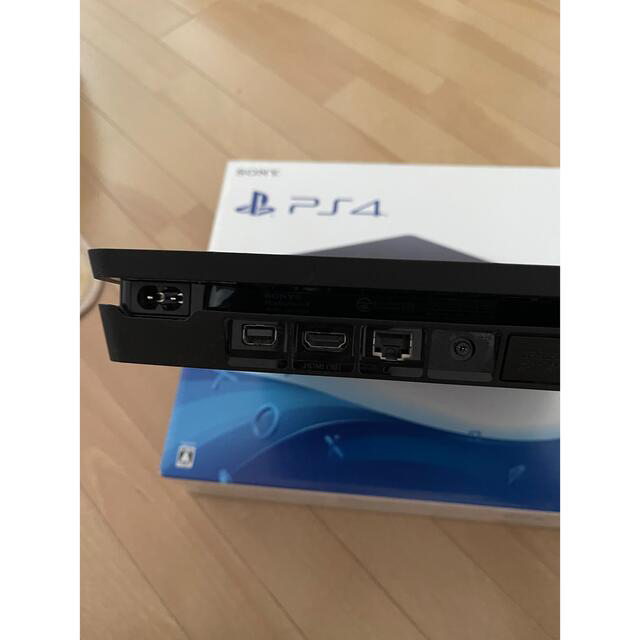 PlayStation4(プレイステーション4)のps4 slim SSD換装済み 訳あり エンタメ/ホビーのゲームソフト/ゲーム機本体(家庭用ゲーム機本体)の商品写真