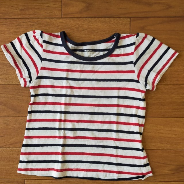 西松屋(ニシマツヤ)のTシャツ　ボーダー　95　綿100 キッズ/ベビー/マタニティのキッズ服男の子用(90cm~)(Tシャツ/カットソー)の商品写真