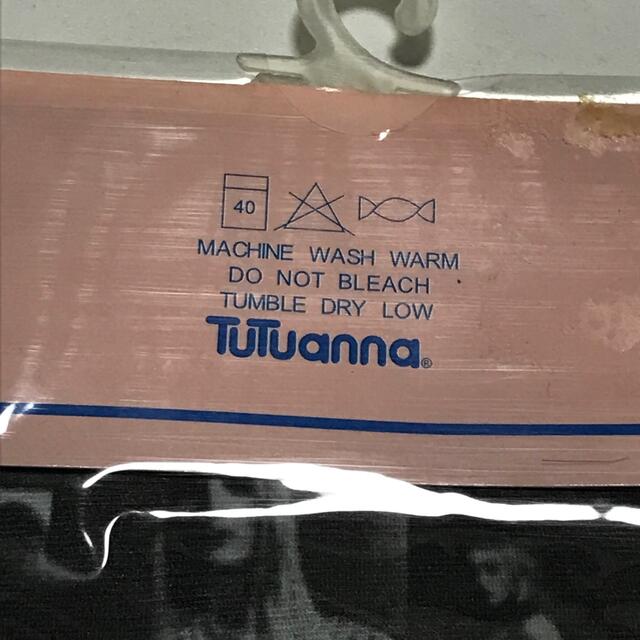 tutuanna(チュチュアンナ)の未使用 タグ付き チュチュアンナ プリント ハイソックス フェイス柄 レディースのレッグウェア(ソックス)の商品写真