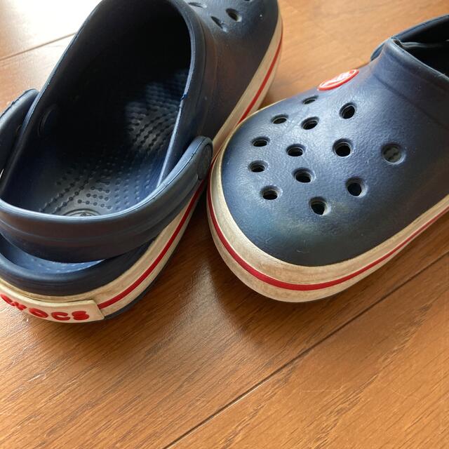 crocs(クロックス)の15.5cmキッズ クロックス キッズ/ベビー/マタニティのキッズ靴/シューズ(15cm~)(サンダル)の商品写真