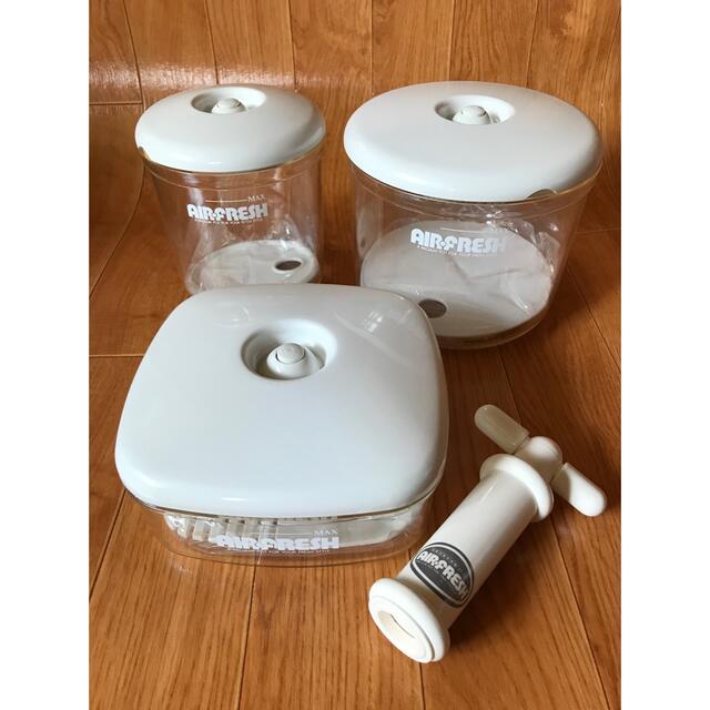 新品　未使用品　真空保存容器 インテリア/住まい/日用品のキッチン/食器(容器)の商品写真