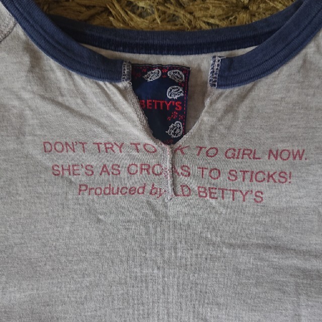 OLD BETTY'S(オールドベティーズ)のOLD BETTYS トップス レディースのトップス(Tシャツ(半袖/袖なし))の商品写真