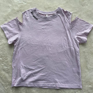 ジーユー(GU)の160 ジュニアLサイズ　GU  ピンク　肩出しTシャツ(Tシャツ/カットソー)