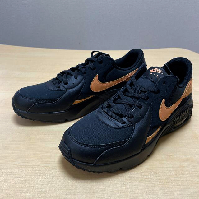 靴/シューズNIKE AIR MAX EXCEE コルク