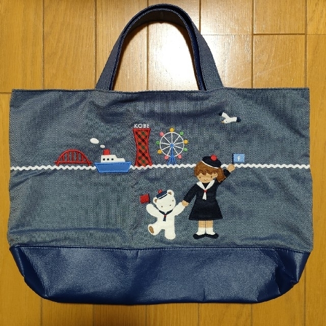 ◇新品未使用◇完売品◇ファミリア 神戸本店限定 マチ付きデニムバッグ