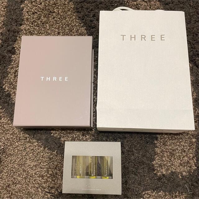 THREE(スリー)のTHREE(スリー)バランシング ビラブド バスエッセンス N コスメ/美容のボディケア(入浴剤/バスソルト)の商品写真