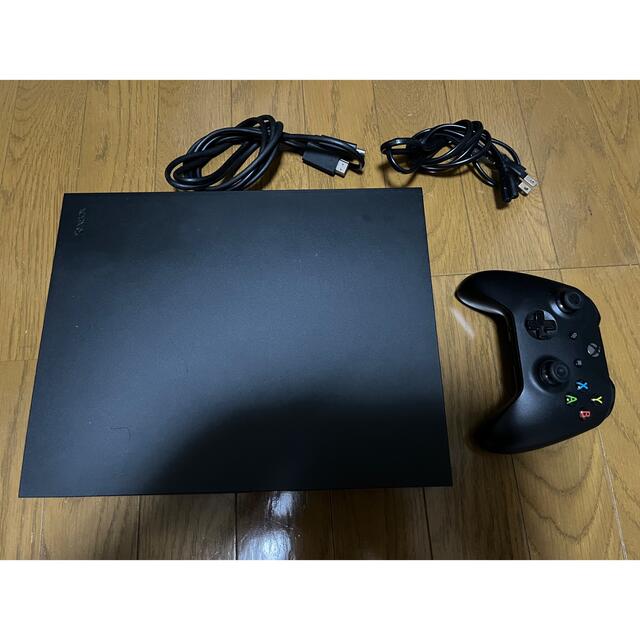 Xbox One X 本体1TB CYV-00015 ソフト付き