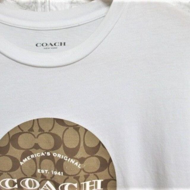 COACH(コーチ)の☆COACH コーチ ロゴ プリント Tシャツ 半袖/メンズ/S☆白☆新作モデル メンズのトップス(Tシャツ/カットソー(半袖/袖なし))の商品写真