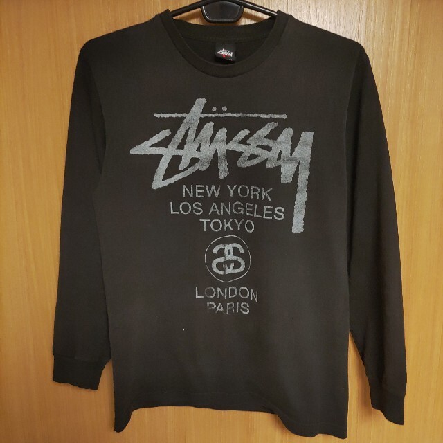 STUSSY - WORLD TOURかすれ長袖TシャツM黒BLACK灰色STUSSY大都市ロンＴ
