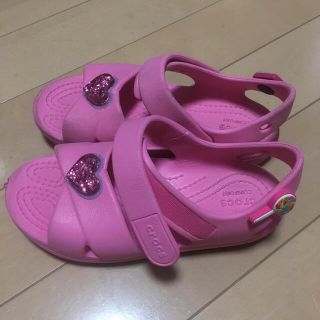 クロックス(crocs)のクロックス　ピンクサンダル　マル様専用です。(サンダル)