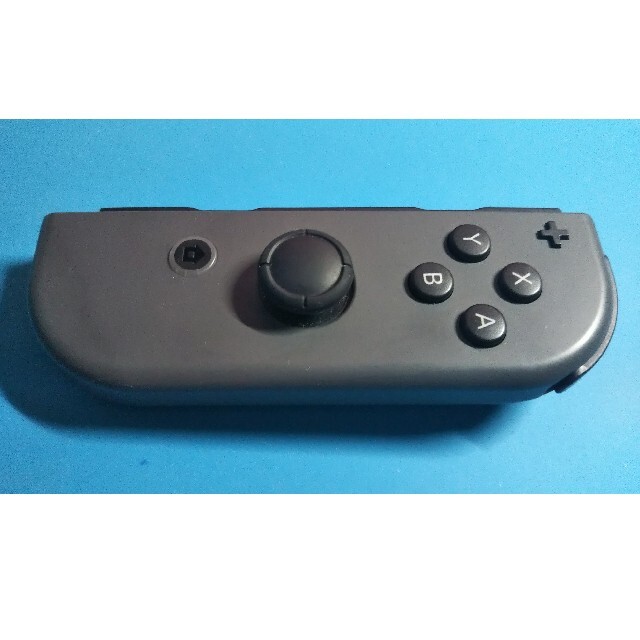 Nintendo Switch(ニンテンドースイッチ)の【動作確認品】ジョイコン joycon 右 R グレー 黒 スイッチ エンタメ/ホビーのゲームソフト/ゲーム機本体(その他)の商品写真