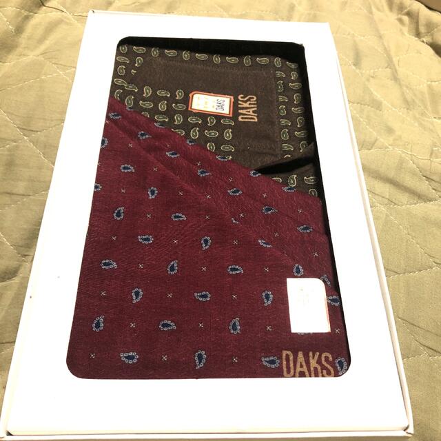 DAKS(ダックス)のDAKS ダックス　ハンカチ2枚セット メンズのファッション小物(ハンカチ/ポケットチーフ)の商品写真