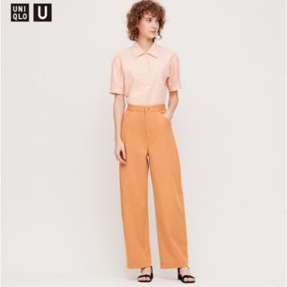 ユニクロ(UNIQLO)のUNIQLO カラーパンツ　オレンジ(カジュアルパンツ)