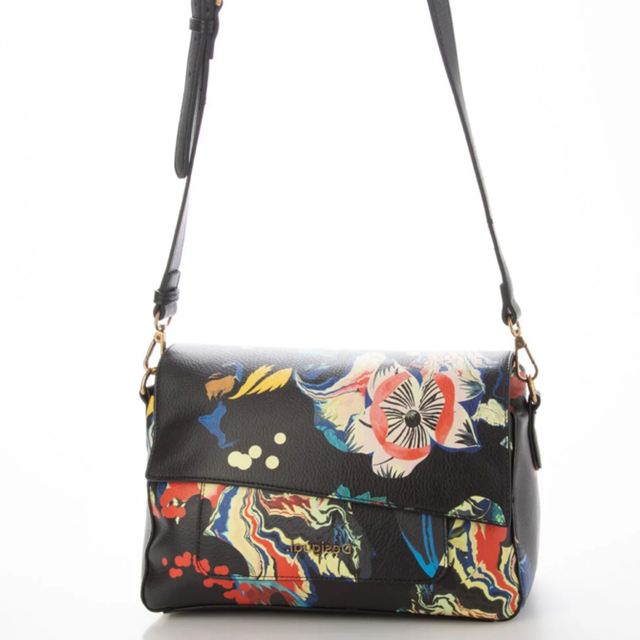 Desigual バッグ