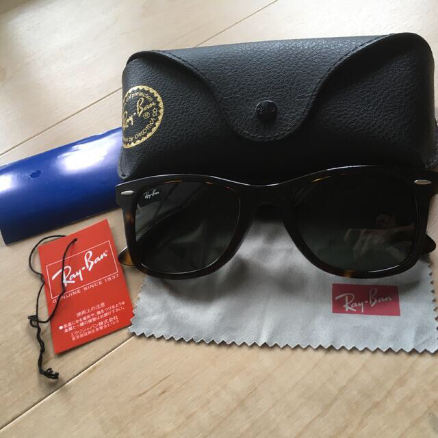 Ray Ban サングラス　WAYFARER ウェイファーラーサングラス/メガネ